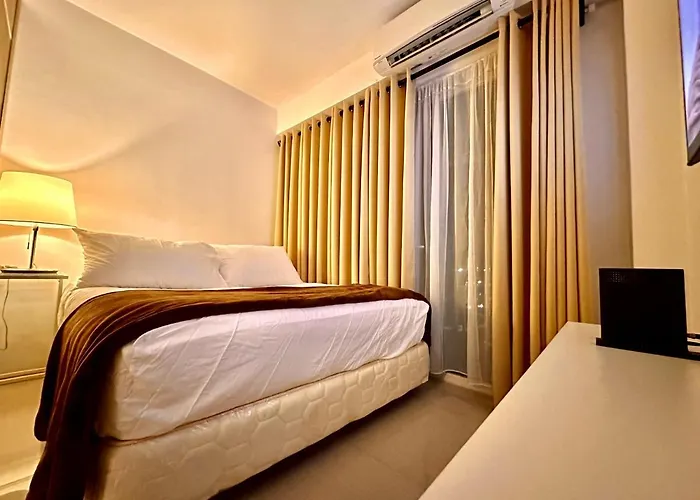 Apartment Luxury Seaside Sunset View At Sm Mall Of With Free Parking Manila