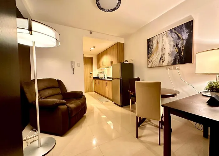 Luxury Seaside Sunset View At Sm Mall Of With Free Parking Apartment *